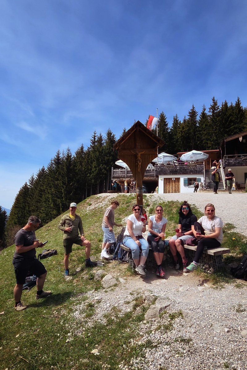 Wanderung Rohrkopfh�tte in Schwangau mit Sandra Bischof und Mathias Starzer - gesellige Runde mit Bier und Wein